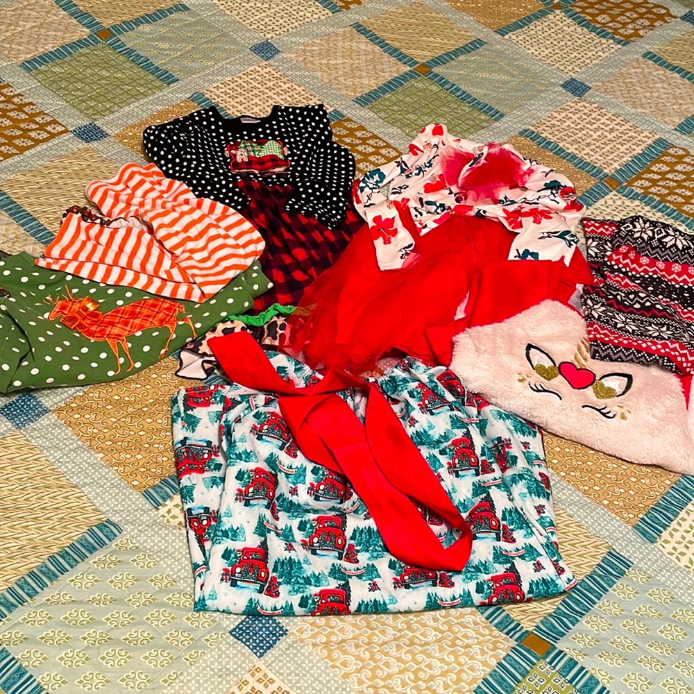 Boutique Christmas Holiday Lot - 5 Outfits (3 Dresses/2 Pant Sets)